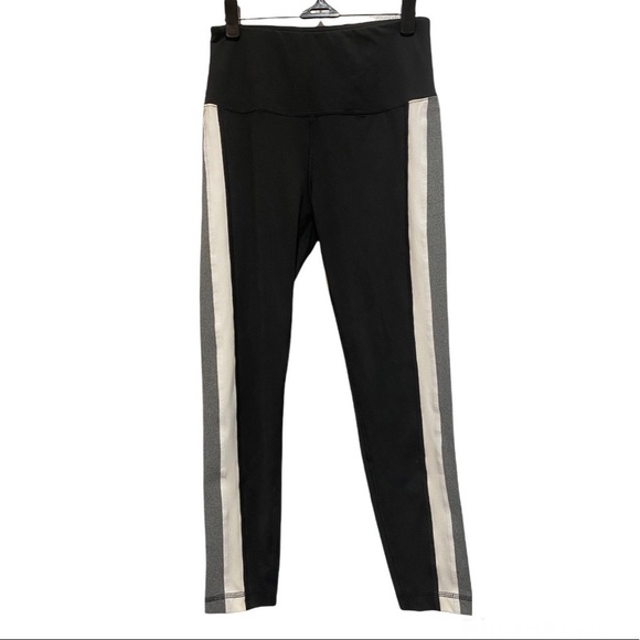 NWOT Reebok Women’s Performance High Waist 7/8 - Picture 2 of 5